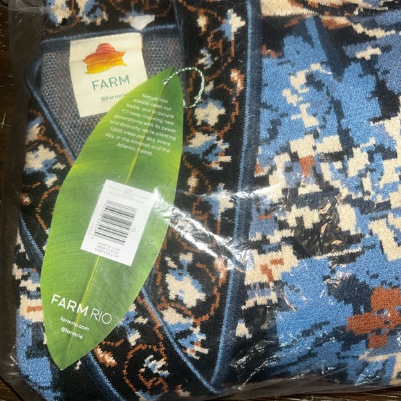 FARM Rio Abstract Floral Knit Top - Picture 4 of 12